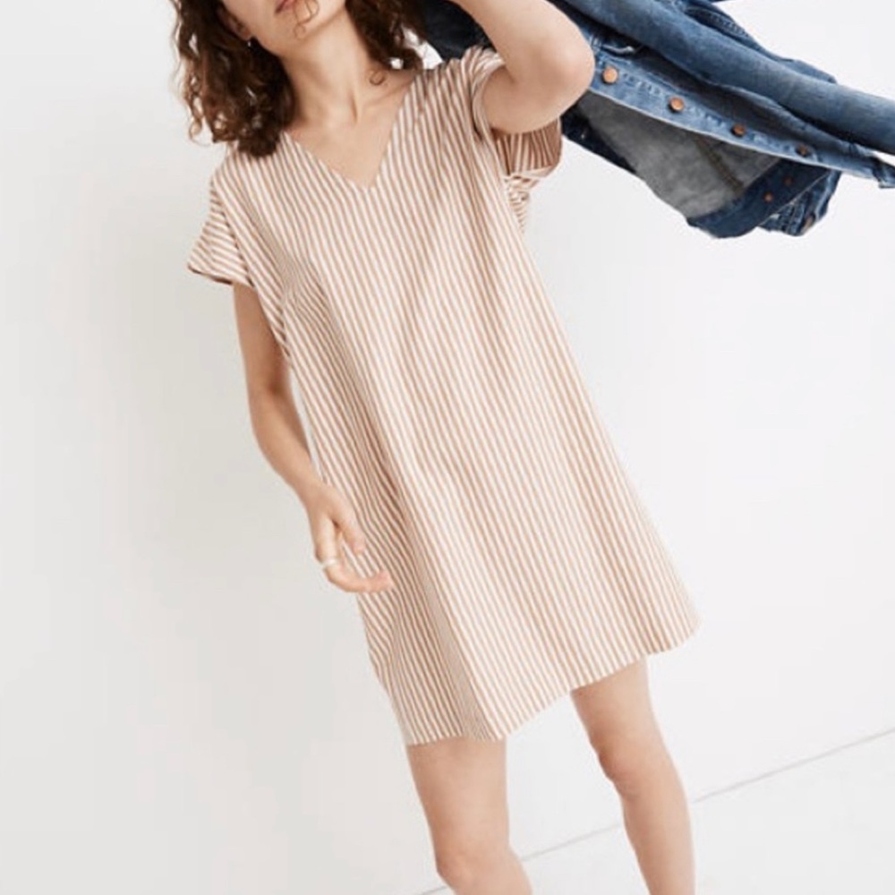 Madewell Button-Back Easy Dress in Stripe